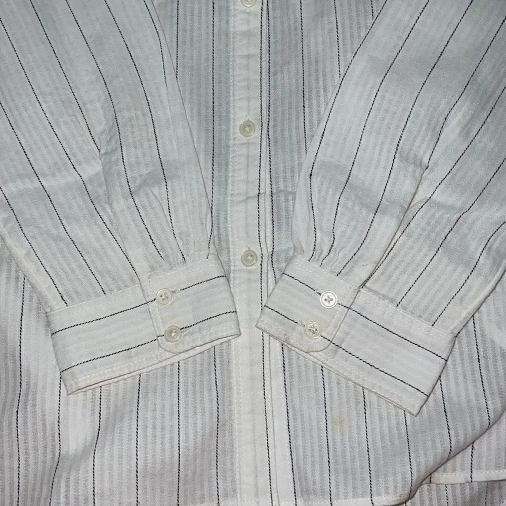 LOFT Linen Button Down 🤍 - Picture 5 of 6
